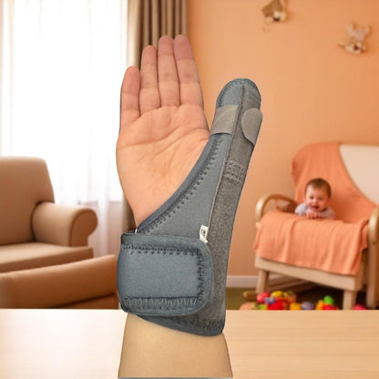 Maternity & Postpartum Thumb Support Brace – Relief for “Mommy’s Thumb” & Wrist Pain